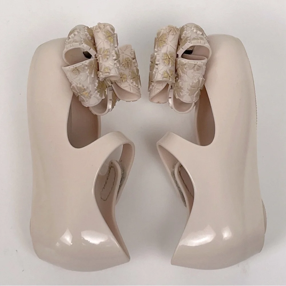 Mini Melissa Ultragirl Sweet Beige & Gold Maryjane style baby girl shoes, 7.